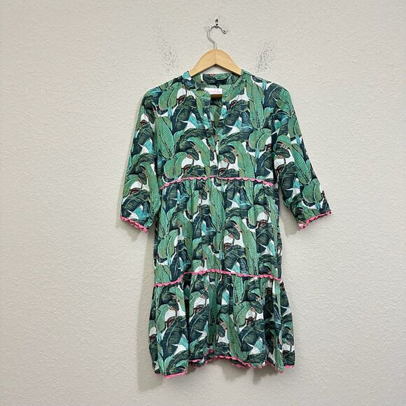 NWOT MARY MARSHMALLOW Tiered Mini Dress Henley in Green Palm Print - Picture 1 of 11